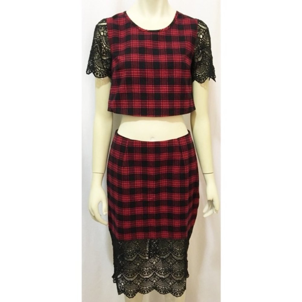 Tobi Small Red Plaid & Lace Skirt and Top Set NWT